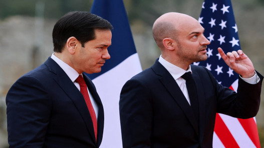  الخارجية الفرنسية: باريس تشارك واشنطن هدف إعادة فتح مضيق هرمز 