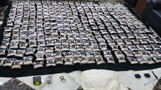  الجيش يحبط تهريب كمية كبيرة من المواد المخدرة بواسطة بالونات 