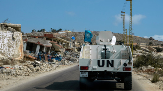  فرنسا تسعى لاجتماع طارئ للأمم المتحدة بعد مقتل جندي بحفظ السلام في لبنان 