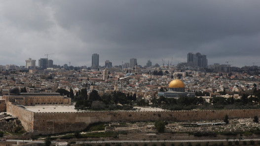  الاحتلال يغلق المسجد الأقصى لليوم الـ32 وسط دعوات مقدسية لكسر الحصار 