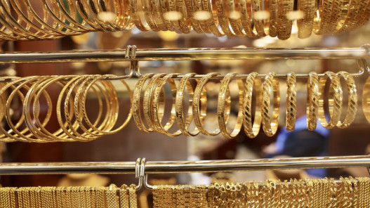  بتراجع دينارين… الذهب عيار 21 عند 94.7 دينارا الخميس 