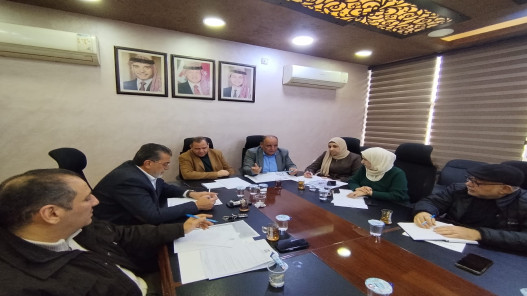  "بلدية جرش" و"إعمار جرش" تبحثان إنشاء 20 هنجرا وتوسعة المدينة الحرفية 