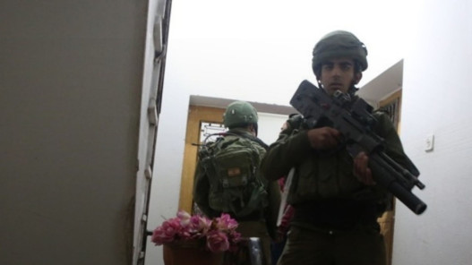  استشهاد مسنة بسكتة قلبية جراء اقتحام الاحتلال الإسرائيلي منزلها شمالي الضفة الغربية 