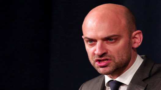  وزير خارجية فرنسا: آمل ألا يُقدم ترامب على تنفيذ تهديده بحق إيران 